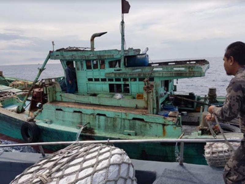 Bakamla dan KKP Tangkap 14 Kapal Vietnam di Perairan Natuna