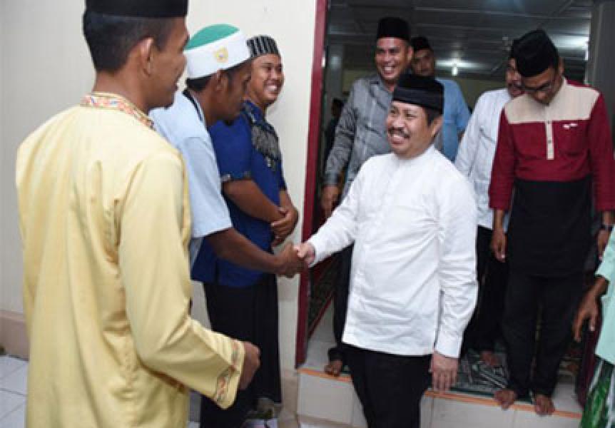 Bupati Ajak Masyarakat Rupat Utara Awasi Peredaran Narkoba di Perbatasan