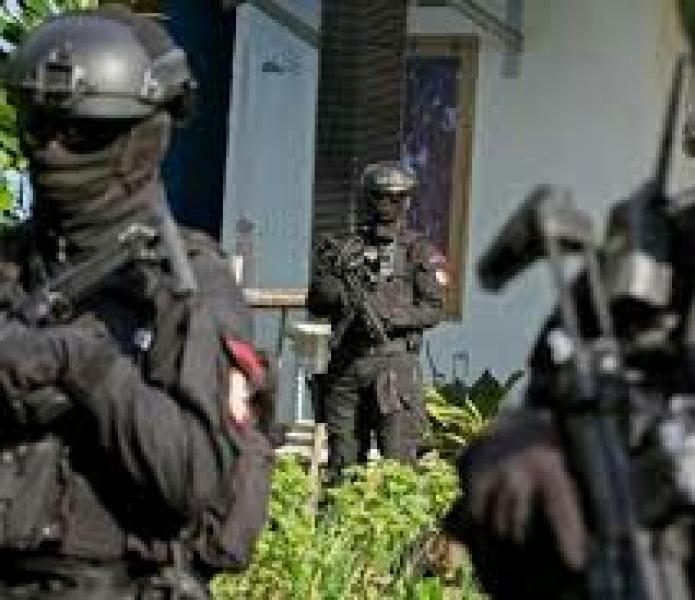 Densus 88 Tangkap Seorang Terduga Teroris di Rokan Hilir