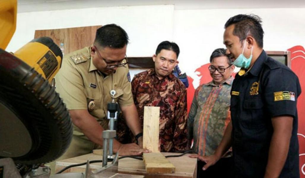 Peringati HUT ke-175, Stanley Black & Decker Latih 175 Anak Putus Sekolah