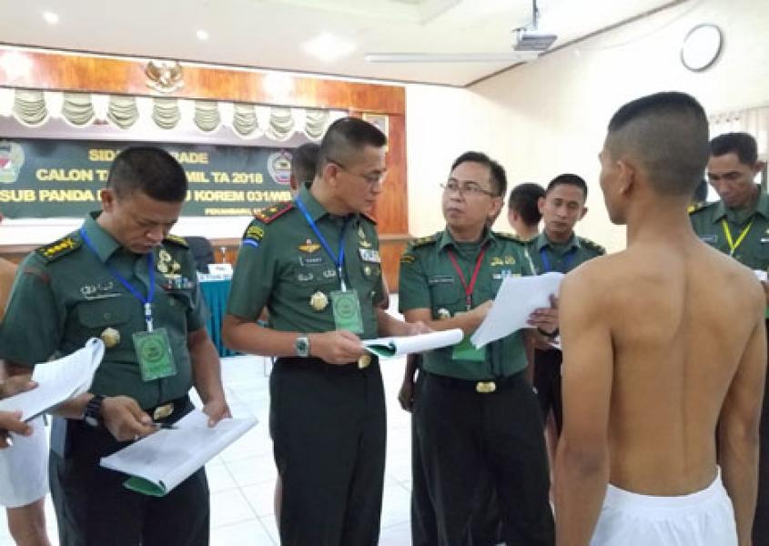 Pimpin Sidang Parade Calon Taruna Akmil, Danrem 031/WB Inginkan Prajurit yang Berkualitas