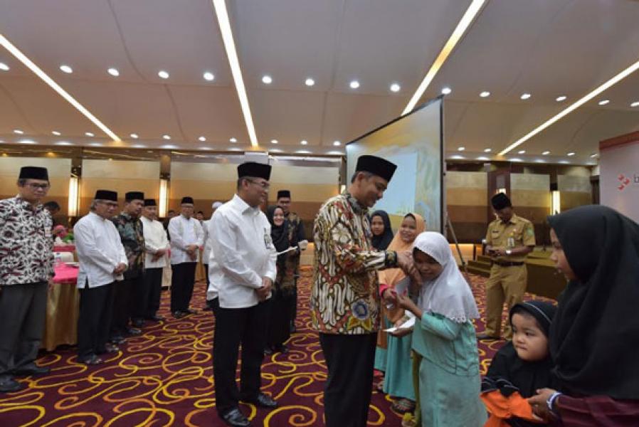Semarak Ramadhan 1439 H, Bank Riau Kepri Santuni 1.379 Anak Yatim 