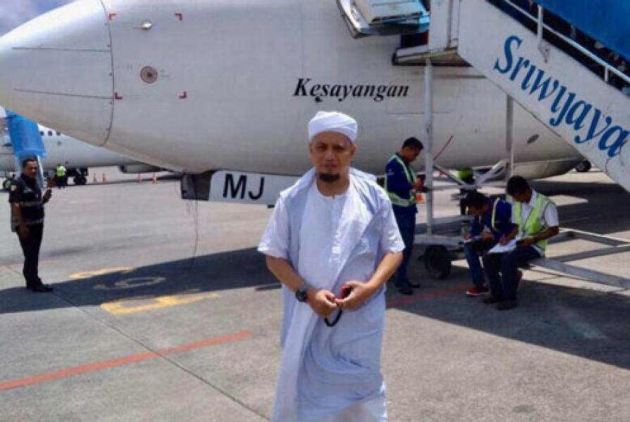Ustaz Arifin Sebut Kemuliaan Abdul Somad