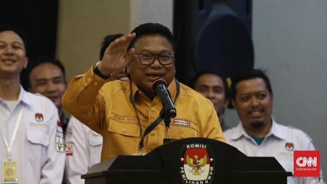 Di Depan Jokowi, OSO Sebut Wiranto Bikin Hanura Kalah