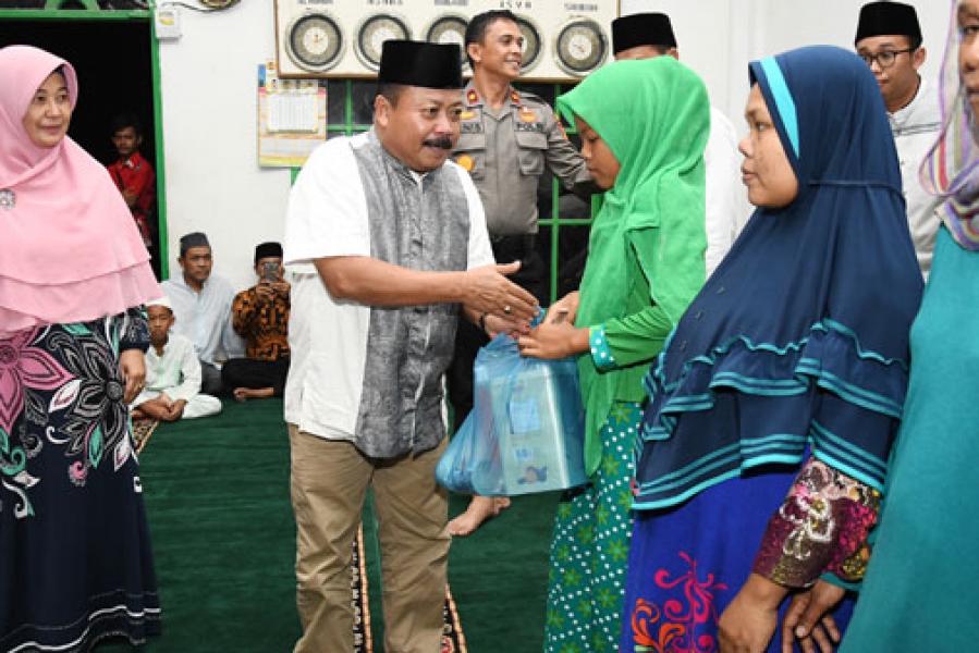 Momentum Untuk Saling Berbagi, Pemkab Bengkalis Santuni Anak Yatim dan Kaum Dhuafa