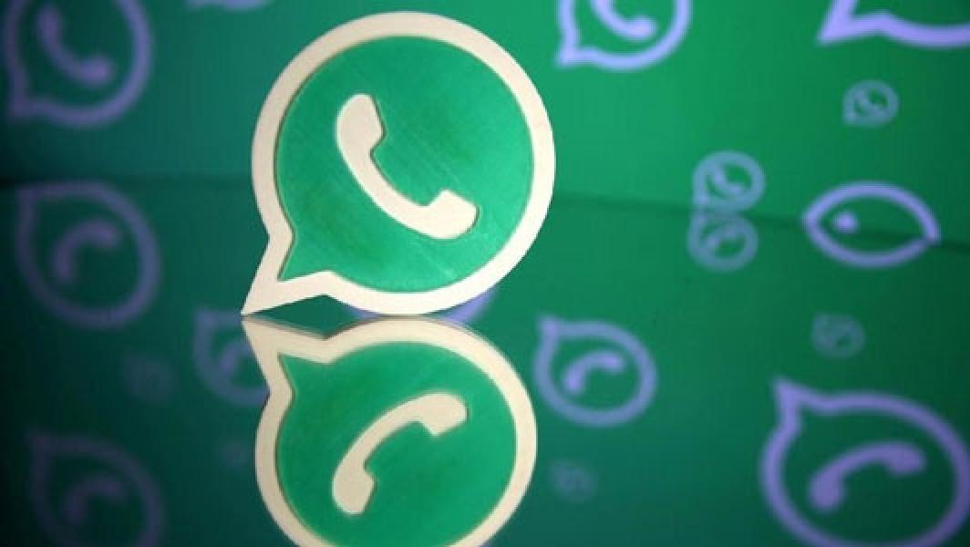 Pembatasan WhatsApp Cs Dituding Lebay, Menurut Anda?