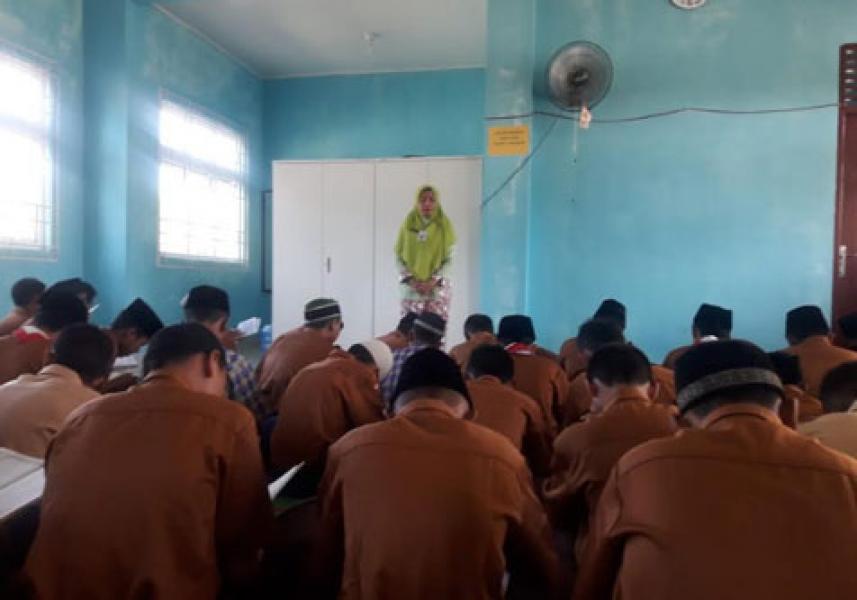SMPN 43 Isi Bulan Ramadhan Melalui Pesantren Kilat