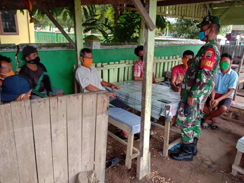 Antisipasi Penyebaran Virus Covid-19, Babinsa Koramil 06/SH Berikan Himbauan Ke SBSI