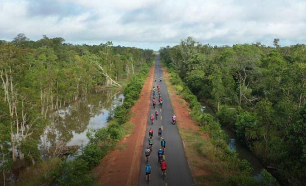 Danrem 174/ATW Sosialisasi New Normal Bersama Komunitas Road Bike di Merauke