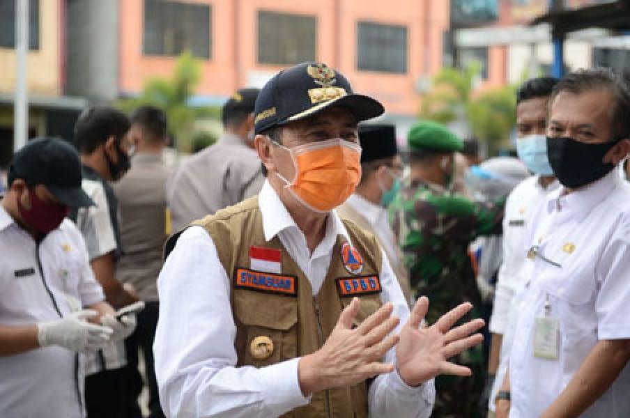 Gubri Tinjau Pelaksanaan PSBB di Kota Dumai