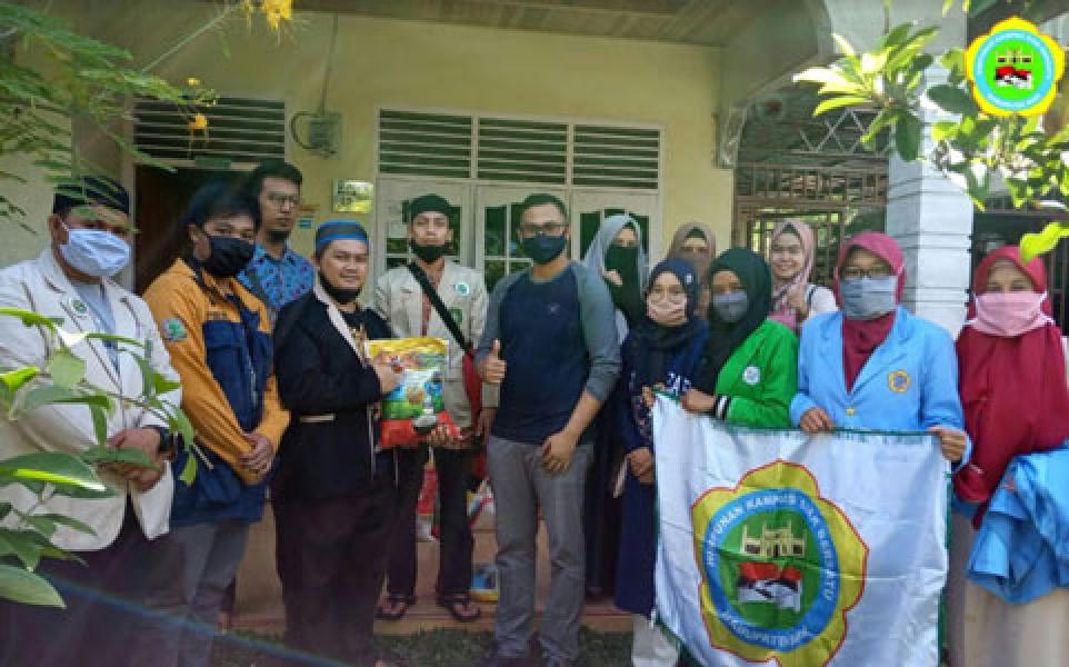 Himpunan Kampus Siak Bersatu Salurkan Sembako