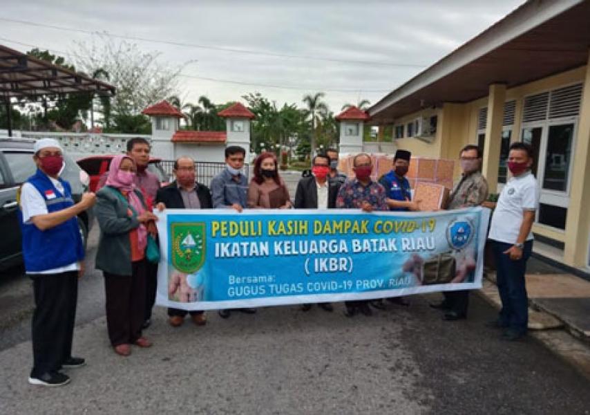 IKBR Berikan Bantuan Kepada Pendeta