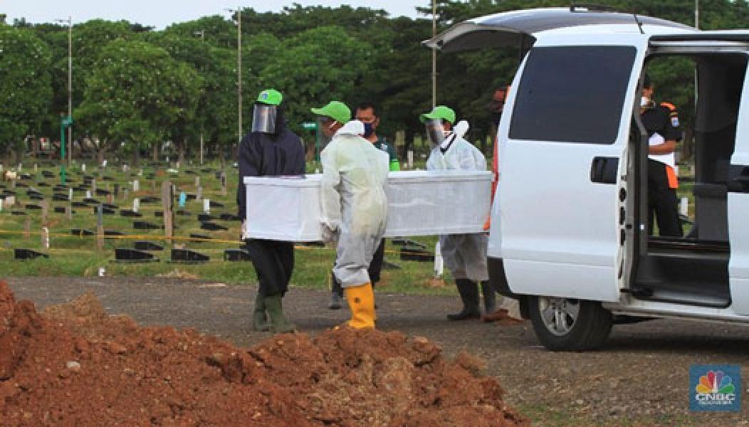Melonjak, Data Kematian Akibat COVID-19 di Jatim Dekati DKI