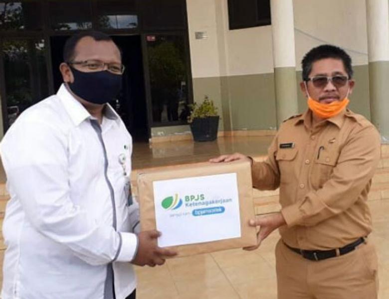 Pemkab Siak Terima Perlengkapan Medis Dari BPJS Ketenagakerjaan