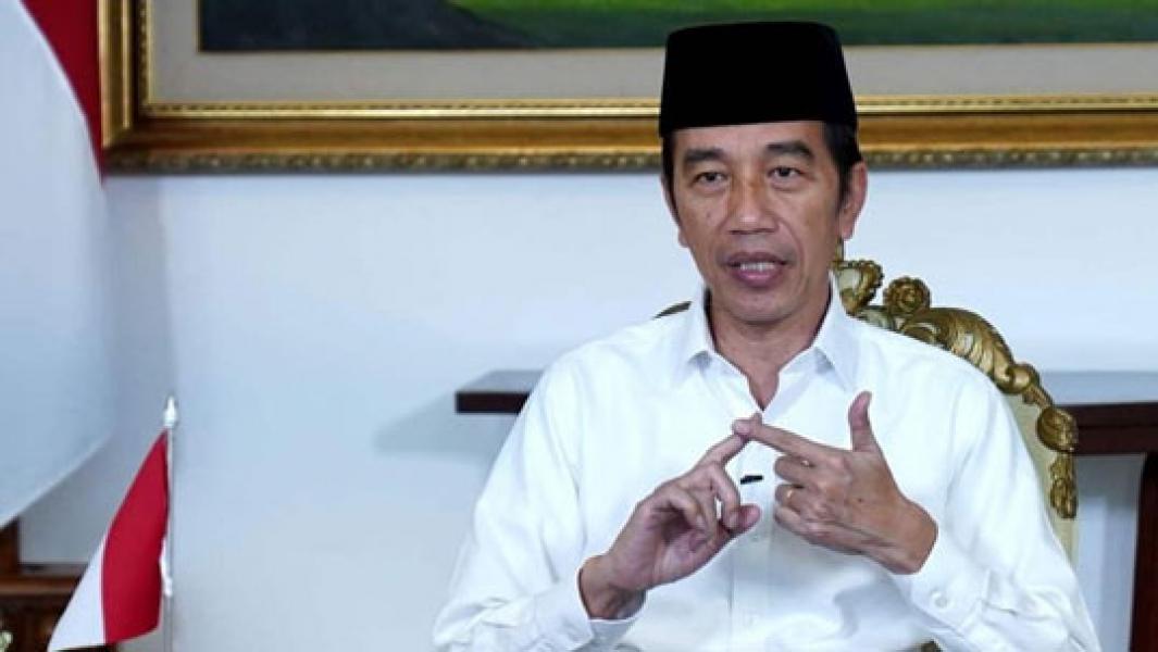 Penyaluran BLT Mandeg, Jokowi Tegur 3 Menteri: Kerja Cepat!