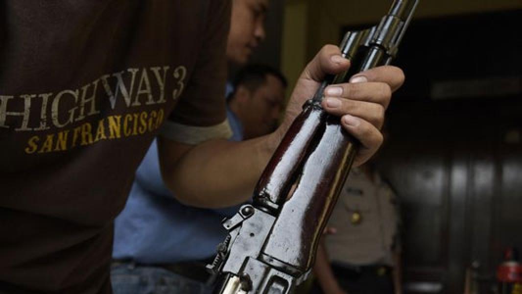 Polisi `Kokang Senjata` Laporkan Akun Penyebar Video