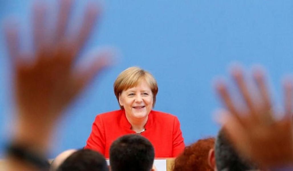 Punya Bukti Emailnya Dibajak Rusia, Merkel: Ini Menyakitkan!