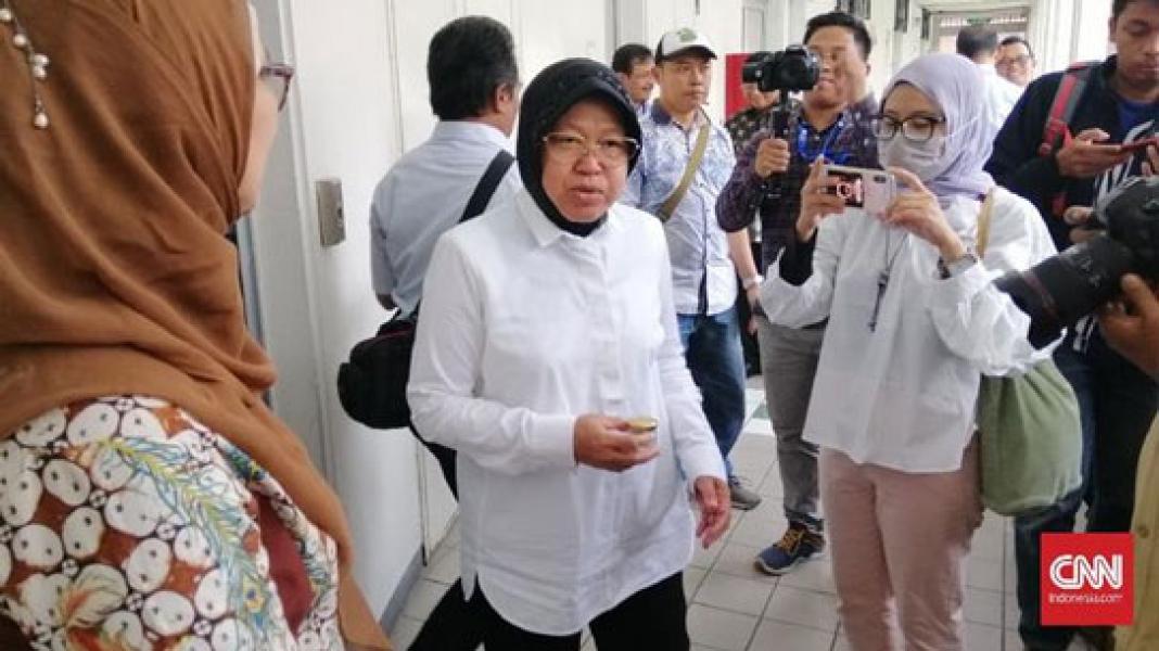 Risma Geram 2 Mobil Tes Corona Diambil Alih Pemprov Jatim