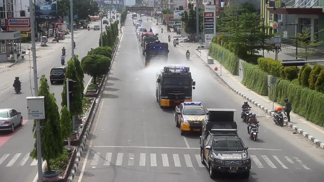 Sejumlah Ruas Jalan di Pekanbaru Kembali Disemprot Disinfektan