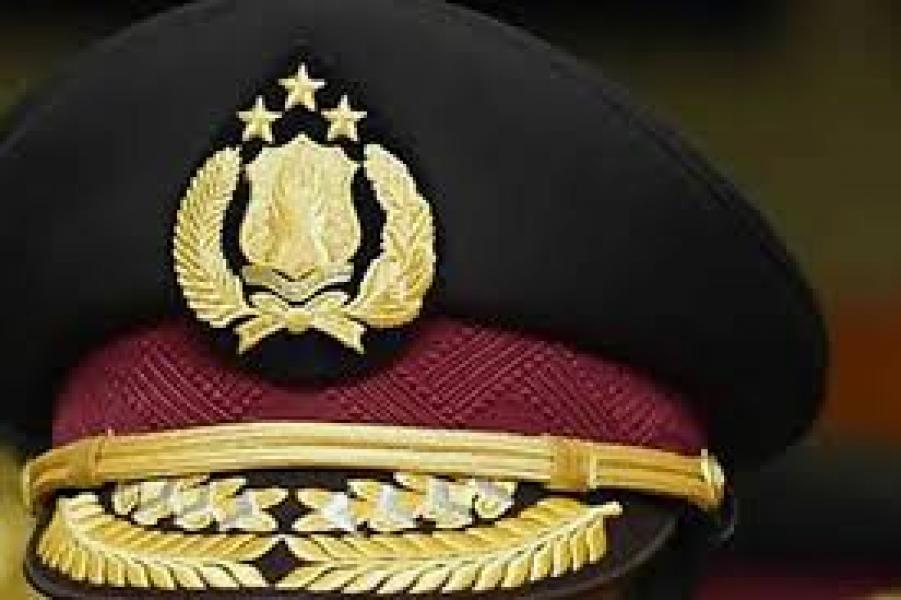 Wakapolda dan Irwasda Riau Dimutasi ke Mabes Polri