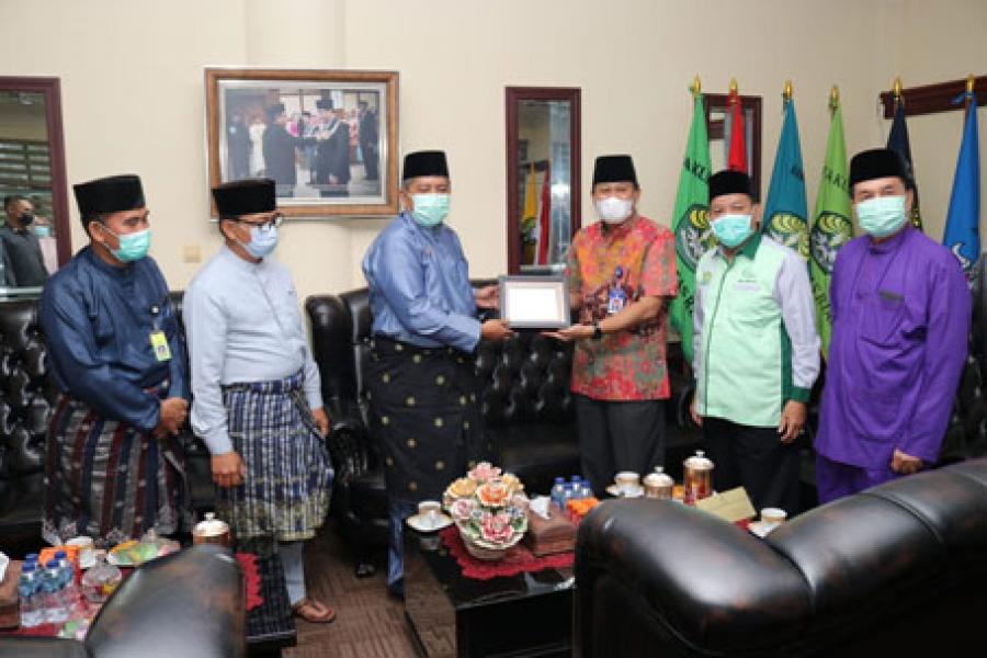 Akomodir Anak Keluarga Kurang Mampu Bisa Kuliah, Pemkab Siak Kerjasama Dengan Unri