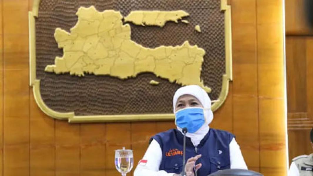 Khofifah Minta Maaf Pesta Ultahnya Banjir Kritik