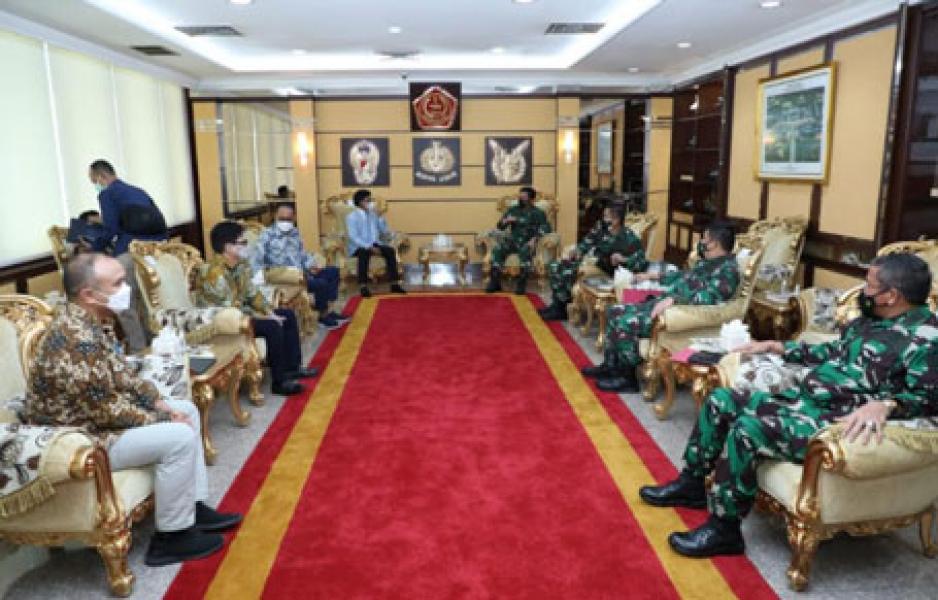 Panglima TNI Terima Kunjungan Kerja Menteri Kominfo RI
