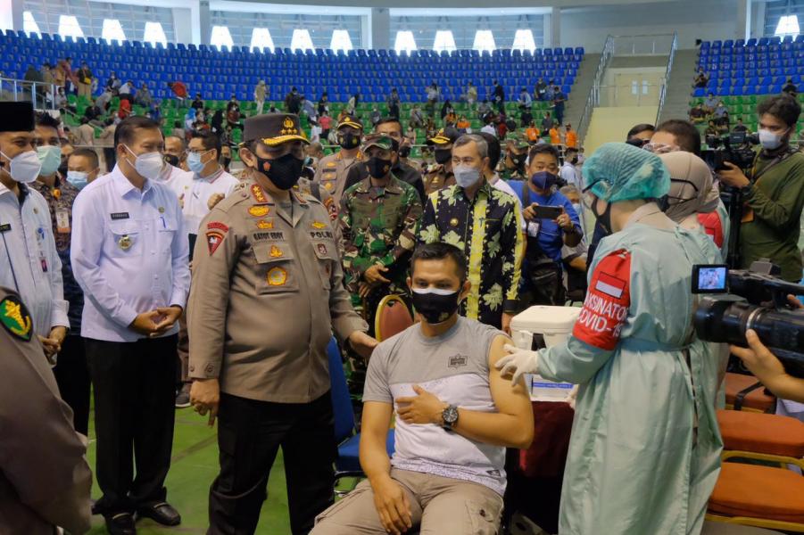 Respon Arahan Presiden Jokowi Dalam Penanganan Covid-19 Secara Ovensif, Wakapolri Kunker ke Riau