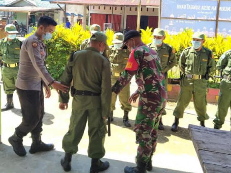 Sinergitas TNI-POLRI Tingkatkan Kedisiplinan Anggota Linmas