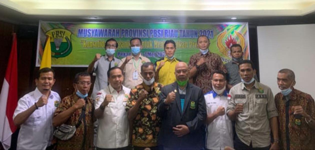 Terpilih Secara Aklamasi, Erizul Hendrizal Kembali Pimpin PBSI Riau