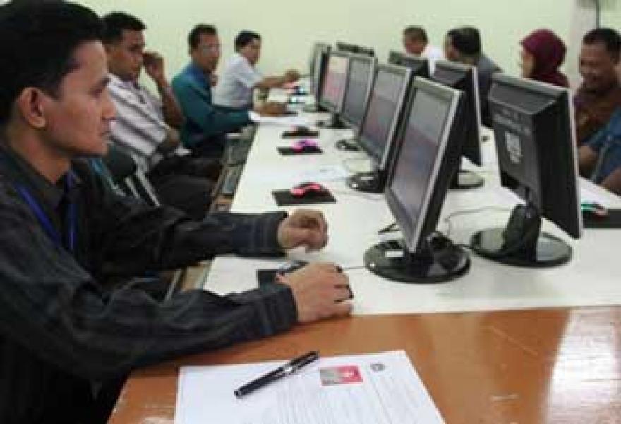 65 PNS Lolos Seleksi Lurah Ikuti Ujian Komputerisasi