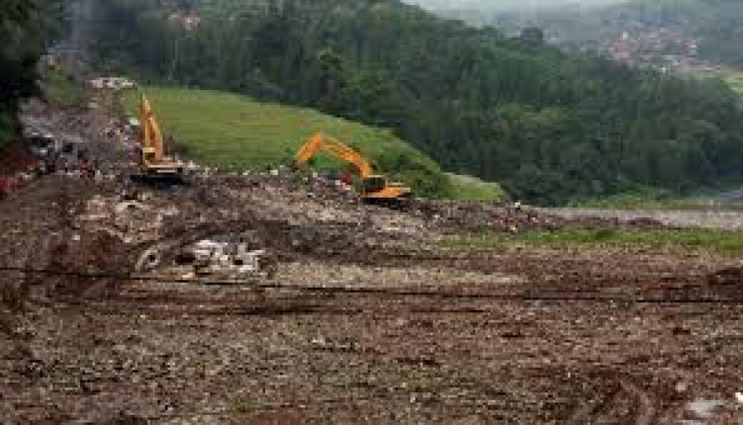 Aroma Busuk Proyek Sampah Kemang dan Pematangreba