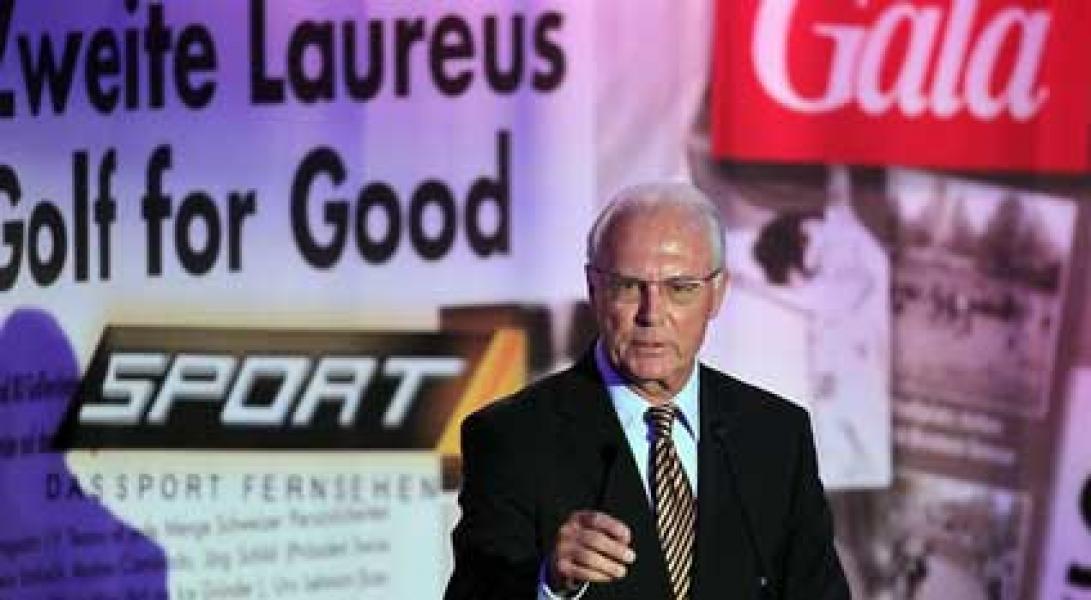 Beckenbauer `Dikurung` FIFA 90 Hari