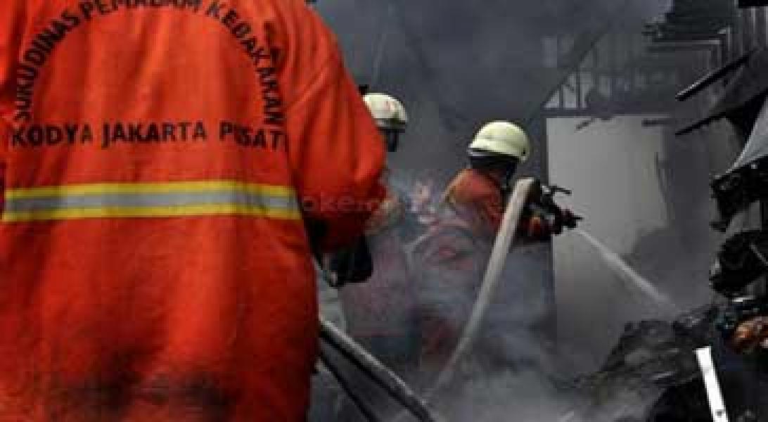 Bupati Himbau Warga Tidak Main Api di Bulan Ramadhan