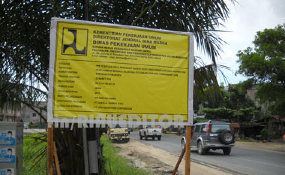 FLRB Duga Proyek Jalan Riau Ujung Sarat Korupsi