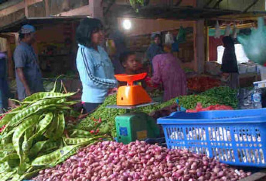 Harga Cabe Relatif Murah, Daging dan Telor Melonjak Naik di Pasar Pangkalan Kerinci