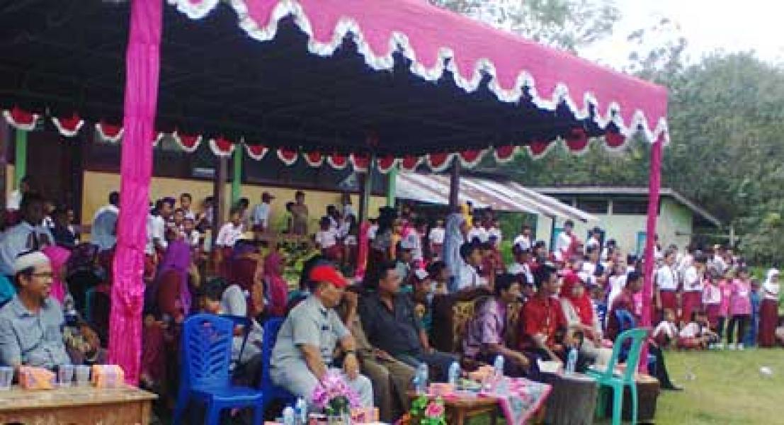 Isak Tangis Warnai Perpisahan di SDN 023 Kebon Tamora PTPN V