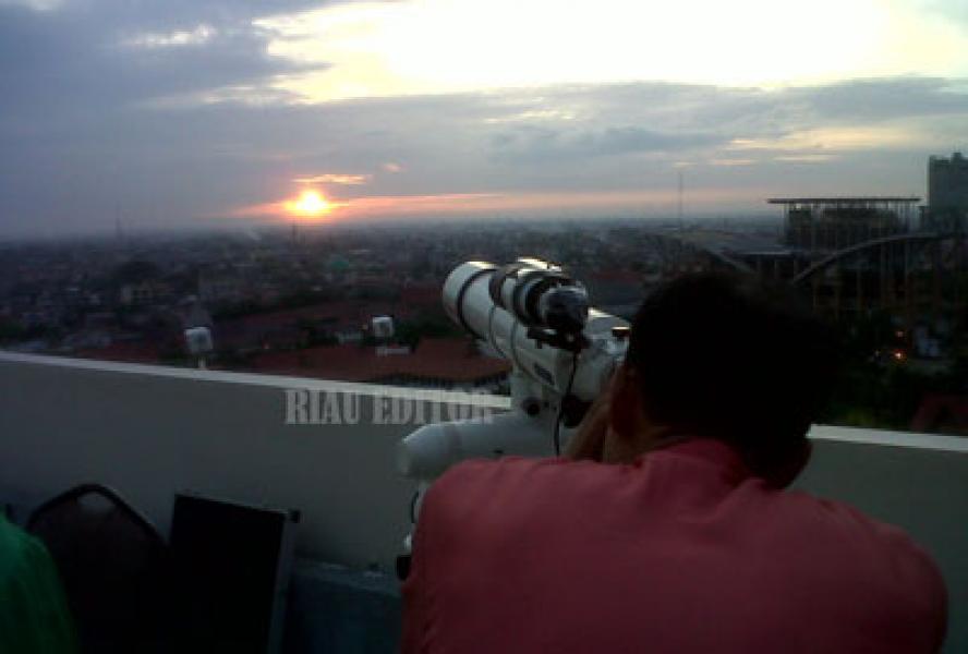 Kemenag Riau Belum Melihat Hilal