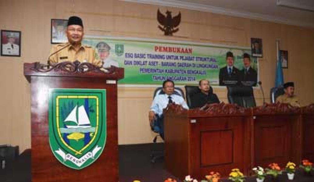 Pejabat Struktural Eselon III dan IV Bengkalis Training ESQ
