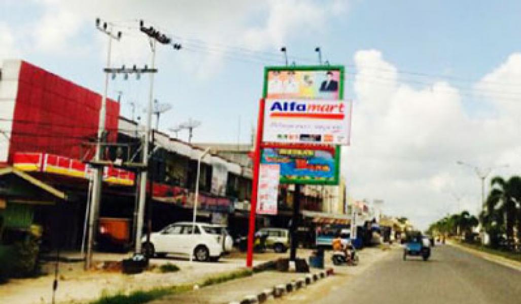 Plank Reklame Alfamart tak Berizin