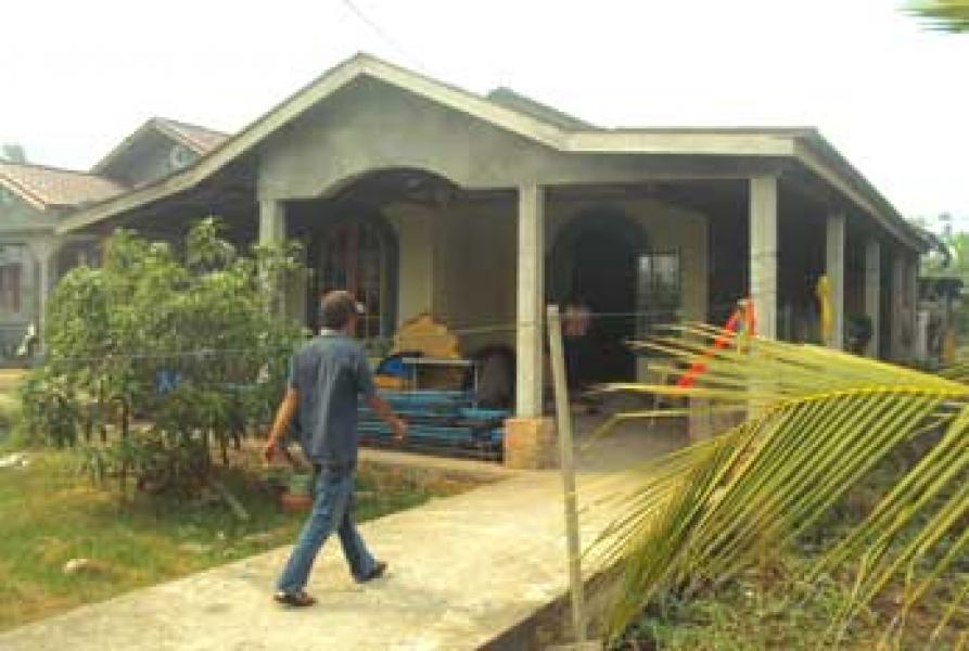 Puluhan Massa Hajar Maling Hingga Babak Belur