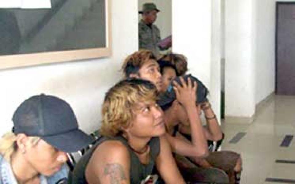 Satpol PP Meranti Amankan anak jalanan