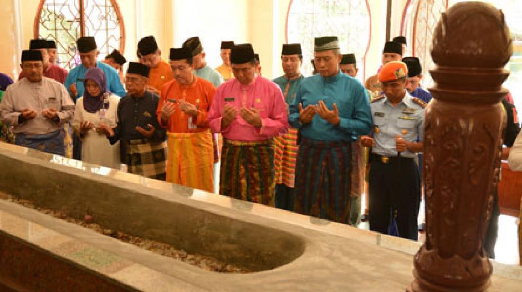Walikota dan Muspida Ziarah ke Makam Pendiri Pekanbaru