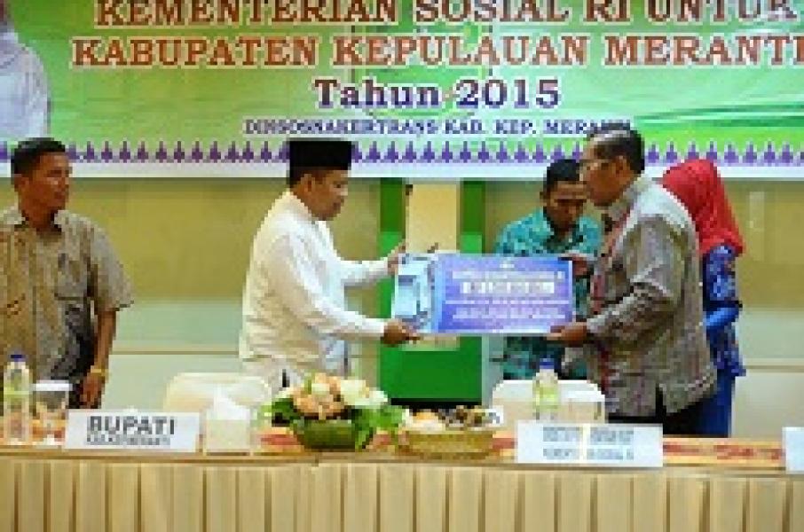 Bantu Masyarakat KAT, Bupati Terima Dana Rp1,7 M Dari Kemensos RI