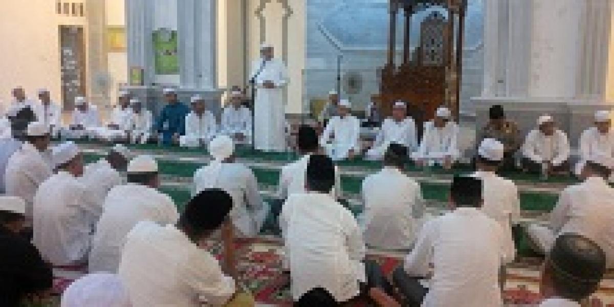Bupati Rohul Safari Subuh di Masjid Al furqon Kampung Sawah