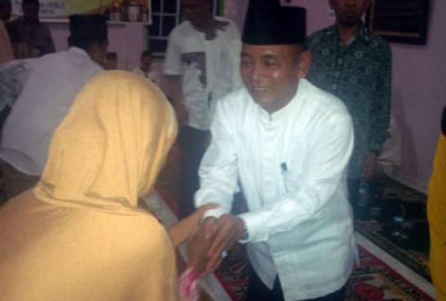 Bupati dan Ketua DPRD Safari Ramadhan di Masjid Nurul Iman Kelurahan Ukui