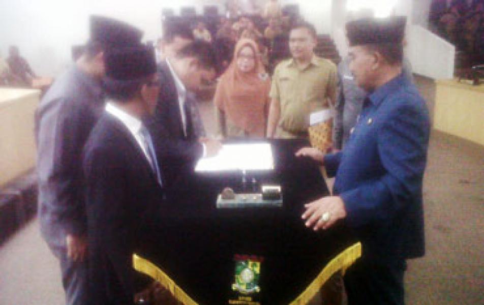 Kadernya Dibentak, PDIP Sarankan Jefry Kembali Dididik di Depdagri