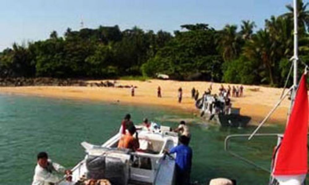 Pulau Jemur Diusulkan Lokasi Penampungan Pengungsi Rohingya di Riau