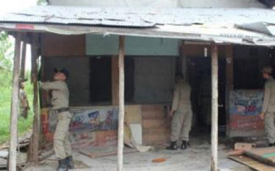 Satpol PP Pelalawan Razia Pekat, Semua Warung Remang Pada Tutup
