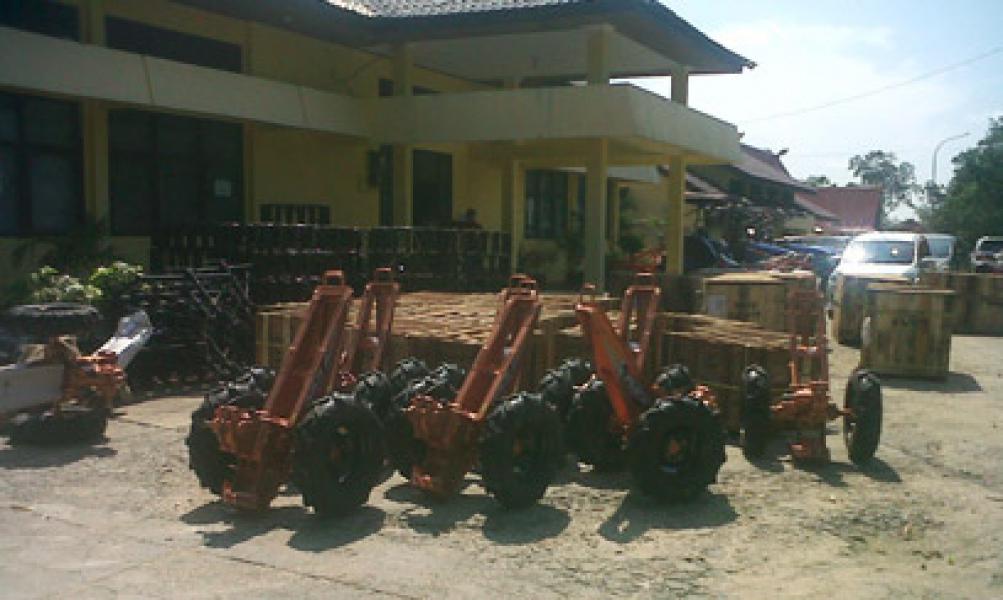 26 Unit Hand Tracktor Bantuan Pusat Kembali Masuk ke Inhu